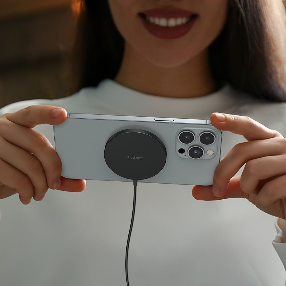 McDodo CH-4360 Moon langaton verkkolaturi, 15W, 1.67A, Musta