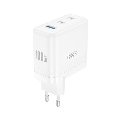 XO Design CE35 -verkkolaturi, 100W, 5A, 1 x USB-A - 2 x USB-C, Valkoinen