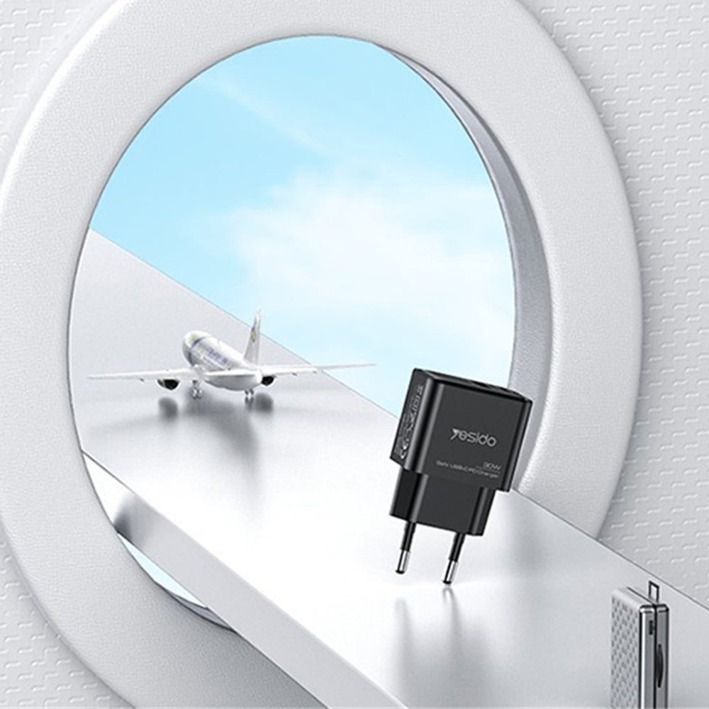 Yesido YC64 -verkkolaturi, 30W, 3A, 1 x USB-A - 1 x USB-C, Musta