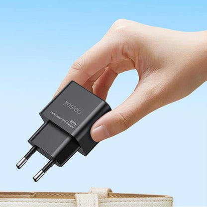 Yesido YC64 -verkkolaturi, 30W, 3A, 1 x USB-A - 1 x USB-C, Musta