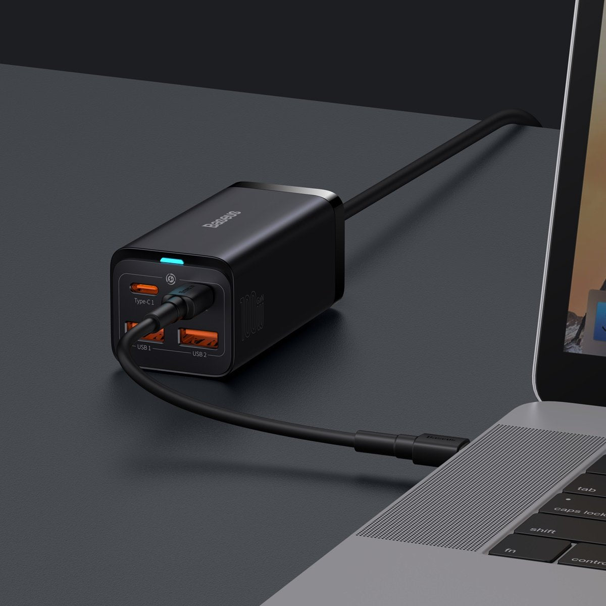 USB-C Baseus GaN3 Pro -latausasema, 100W, 5A, 2 x USB-A - 2 x USB-C, Musta, Uudelleenpakattu CCGP000101