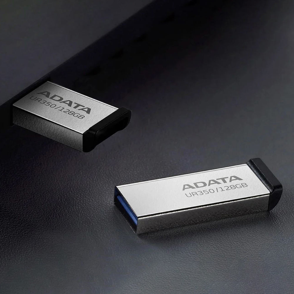 Ulkoinen USB-A 3.2 -muisti Adata UR350, 32 Gt UR350-32G-RSR/BK