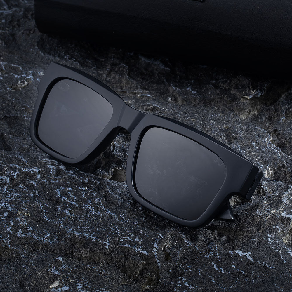 Miesten aurinkolasit Techsuit 8491, polarisoidut, UV-suoja, mattamustat harmaat