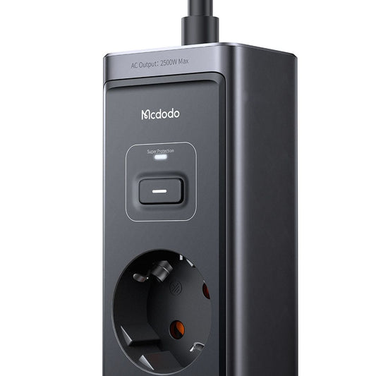 McDodo CH-0620 jatkojohto, 3 x Schuko - 1 x USB-A - 2 x USB-C, Musta