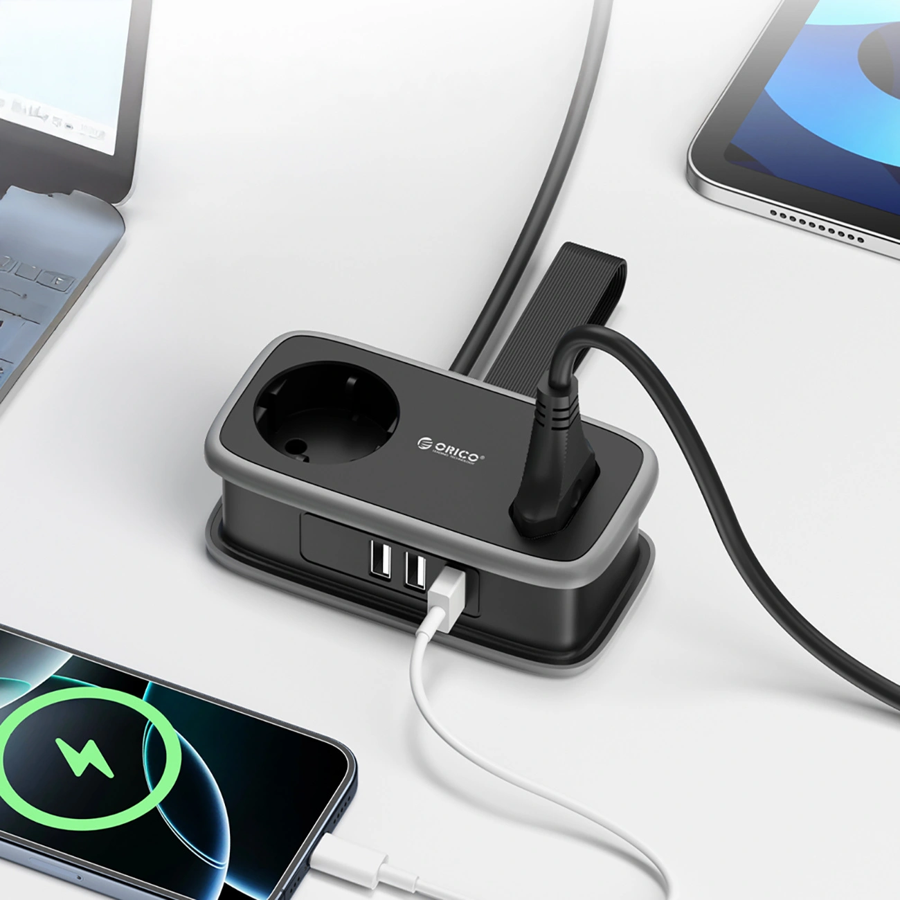 Orico APP jatkojohto, 1 x Schuko - 1 x pistorasia - 2 x USB-A - 1 x USB-C, Musta Harmaa