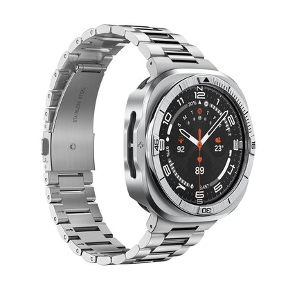 Spigen Tune Pro Pilot -suojakehys Samsung Galaxy Watch Ultra2:lle, hopea ACS11618